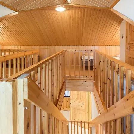 Nyaraló Sapara C10 By Interhome